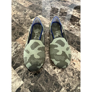 ROTHY’S THE LOAFER OLIVE CAMO FABRIC SLIP ON CASUAL SHOE SIZE 6 (NO BOX)